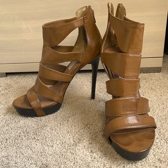 Steve Madden brown sandal high heels